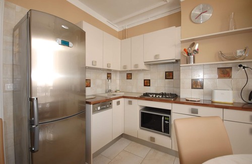 8th Arrondissement Apartment | Ideal for family, friends, 2 bedrooms, 2 BR, 2 WC, 5 mn walk from Champs-Elysées