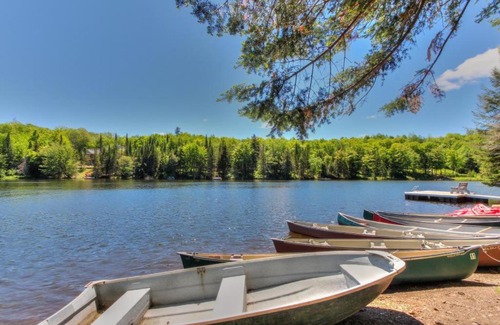 Fiddler Lake Resort Ski Chalet | Ideal for family hot tub