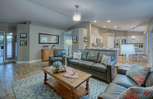 Providence House | Ideal for Golfers/Hikers/Bikers: MT Views, RESORT Living, Pvt Pool w/Opt Heat, Putting Green