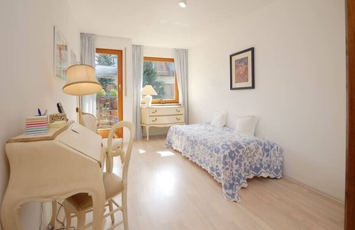 Land in Sonne House | Ideal for holidays! Large house with garden near the center and Westpark.