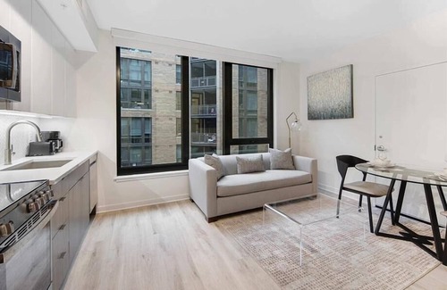 NoMa Hotel | Ideal for Your DC Visit | Stylish 1BR Apartment with Full Kitchen