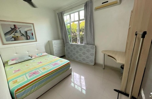 Bayan Lepas House | Ideal Homestay