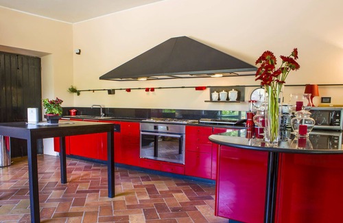 Montemaggiore al Metauro Villa | Ideal Residence With Pool Located Near Mondavio