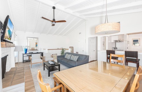 Balboa Peninsula House | Ideal Mid-Peninsula - 3BR/2BA with Harbor & Beach Views - Monthly & short term