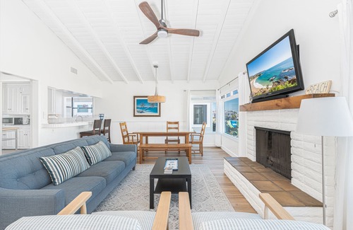 Balboa Peninsula House | Ideal Mid-Peninsula - 3BR/2BA with Harbor & Beach Views - Monthly & short term