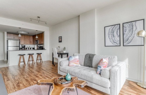 Downtown Apartment | Ideal Silver Spring 1BR, nr Shopping Center, Subway & Bars, by Blueground
