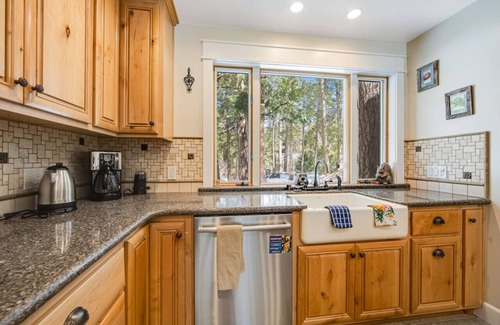 Idyllwild House | Ideal Spacious Mountain Home