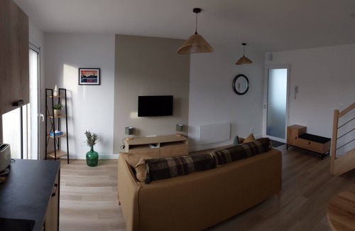 Trelaze Apartment | Ideally located apartment in the land of slate and the châteaux of the Loire!