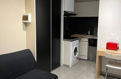 Faubourg Apartment | Ideally located apartment, Nîmes center, renovated