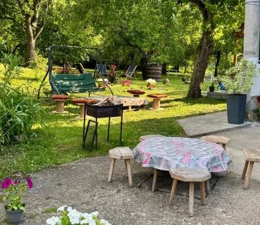 Ilino House | Idila pod Rtnjem - Najam cele vikendice sa bazenom