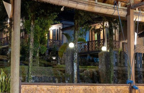 Banyuwangi House | idjen Resto & Guest House