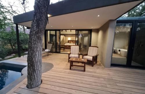 Thorny Bush Game Reserve Cabin | Idube Game Reserve
