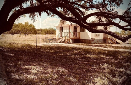Camp Wood House | Idyllic 8 Acre Private River Front-Nomad Rio Escondido