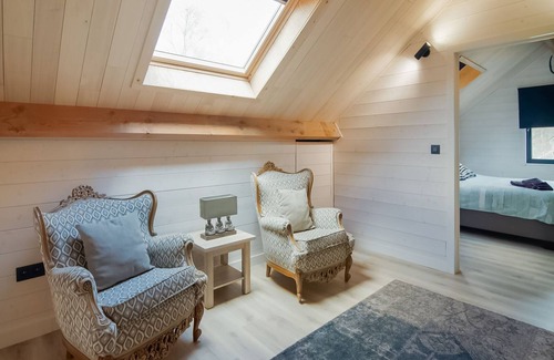 Ny Ski Chalet | Idyllic Chalet in Biron with 2 Jacuzzis and Sauna