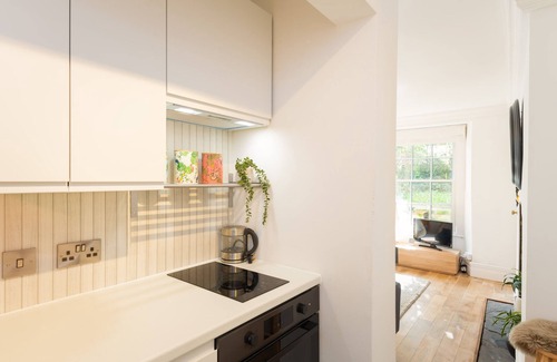 Cotham Apartment | Idyllic Clifton Hideaway - Stunning Garden Flat