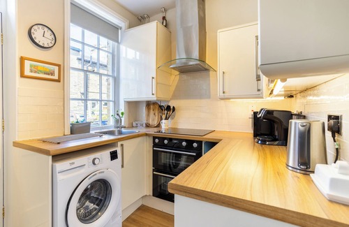 Shipley House | Idyllic Cottage Saltaire World heritage | Free On-street Parking