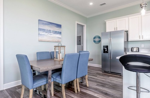 Dauphin Island House | Idyllic, dog-friendly Bay Front Island home with pool, Gulf view & large decks