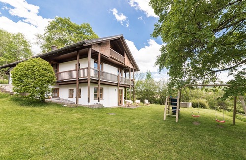Wildsteig Apartment | Idyllic "Haus Victoria" With Mountain Views!