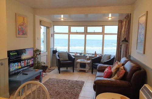 Inchydoney House | Idyllic Inchydoney Beach Cottage - Amazing sea views, path to beach!