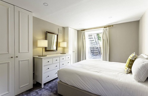 Canonbury Apartment | Idyllic Islington Flat