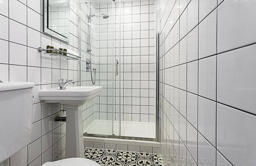 Canonbury Apartment | Idyllic Islington Flat