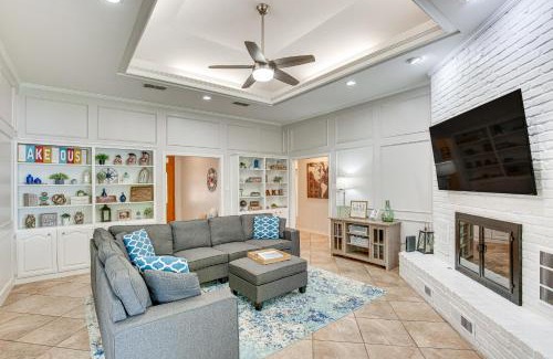 Smith County House | Idyllic Lakefront Retreat with Dock and Boat House!