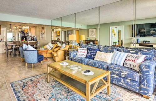 Panama City Beach Apartment | Idyllic PCB Condo with Pool Access and Ocean Views!