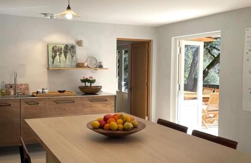 Le Thoronet Villa | Idyllic Riverside Provencal Farmhouse