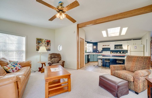 Monitor House | Idyllic Rock Island Home w/Columbia River Views