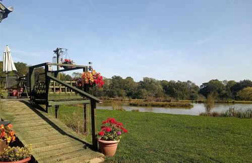 Hadlow Down House | Idyllic Shepherds Hut glorious views to South Downs 'Perch'