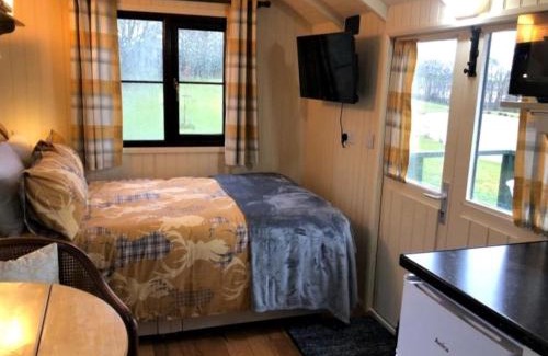Hadlow Down House | Idyllic Shepherds Hut glorious views to South Downs 'Perch'