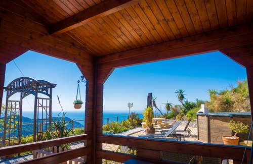 Nerja House | Idyllic wooden houses with breathtaking sea views.