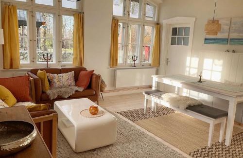 Quarnbek Apartment | Idyllische Ferienwohnung unter Reet