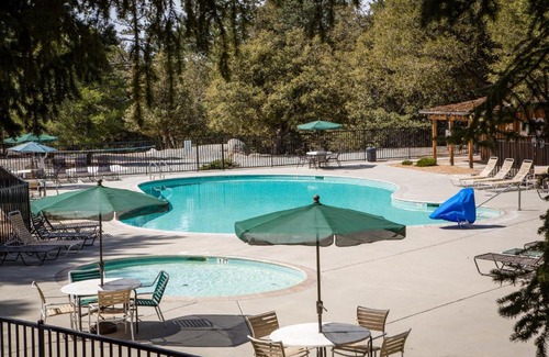 Pine Cove Resort | Idyllwild Camping Resort Wheelchair Accessible Cottage