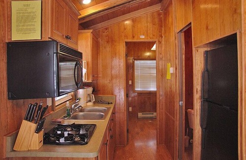 Idyllwild House | Idyllwild RV Resort - Caravan Park