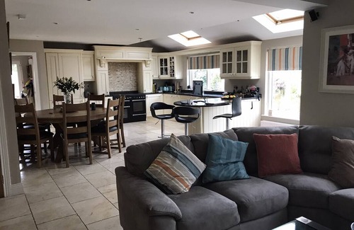 Leopardstown Resort | Private room ∙ 1 guest