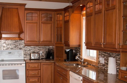 La Mitis Ski Chalet | If you like houses with character, hardwood floors and beautiful furniture then