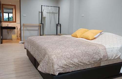 Downtown Hat Yai Apartment | IHome Hostel Hatyai