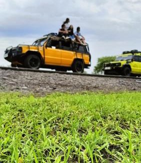 Banyuwangi House | Ijen Miner Family Homestay