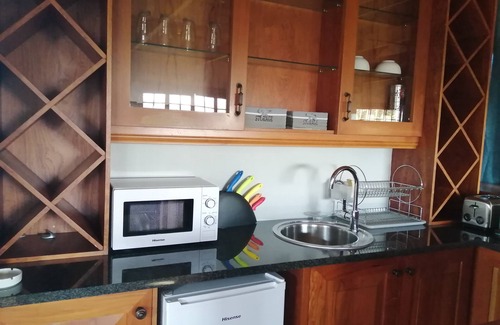 Germiston Bed & Breakfast | Ikamu's lodge