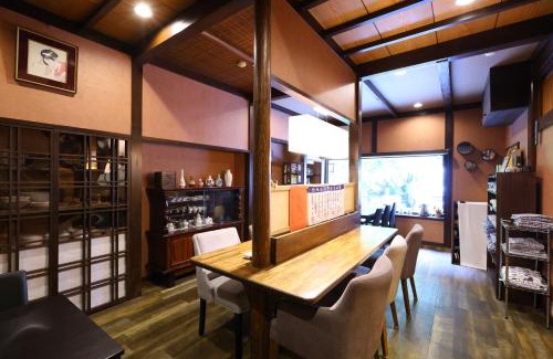 Yudanaka Shibu Onsen Hotel | Ikariya Ryokan