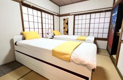 Ikebukuro House | Ikebukuro no Yado detached house