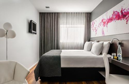 L'Hospitalet de Llobregat Hotel | Ikonik Lex