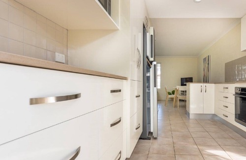 Yamba House | Ikoolah, 200m to Pippi Beach Yamba