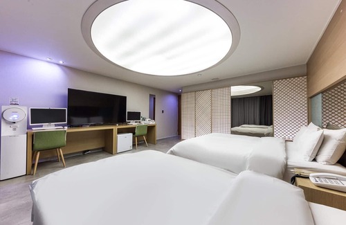 Songman Hotel | Iksan K 123