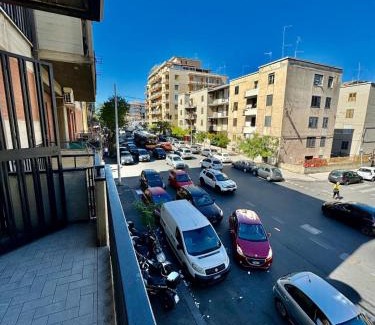 Monte Po-Nesima-San Leone-Rapisardi Apartment | Il balcone sull Etna