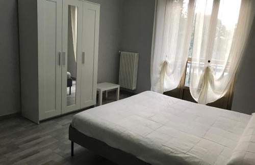 Venaria Reale Apartment | Il Borgo Antico: Vista su Reggia di Venaria Reale