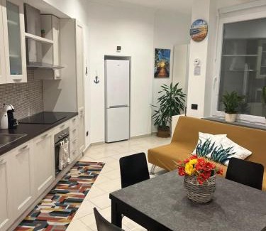 Ischia Porto Apartment | Il borgo apartments int1