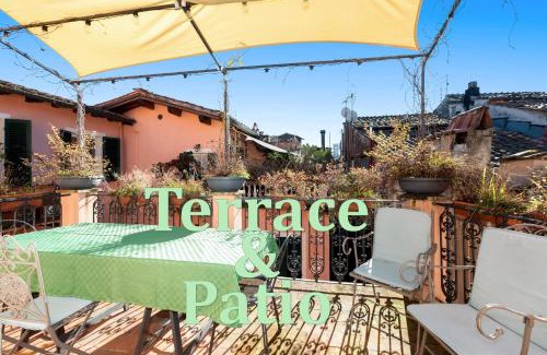 Lucca Historical Center Apartment | Il Carmine Charme & Terrace with AC