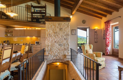 Guardea Villa | Il Casale Del Nonno 8+2, Emma Villas